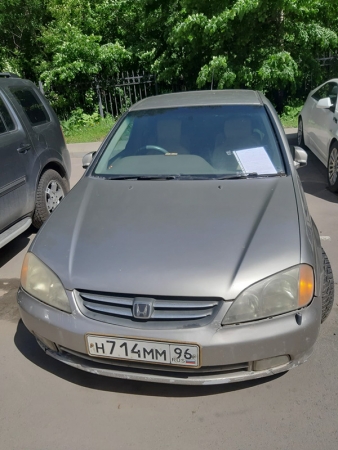 Перемещение автомобиля марки «Хонда» серого цвета на улице Ленина в мкр Чернево-1.