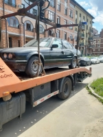 Перемещение автомобиля марки «БМВ» черного цвета в деревне Сабурово, городского округа Красногорск.